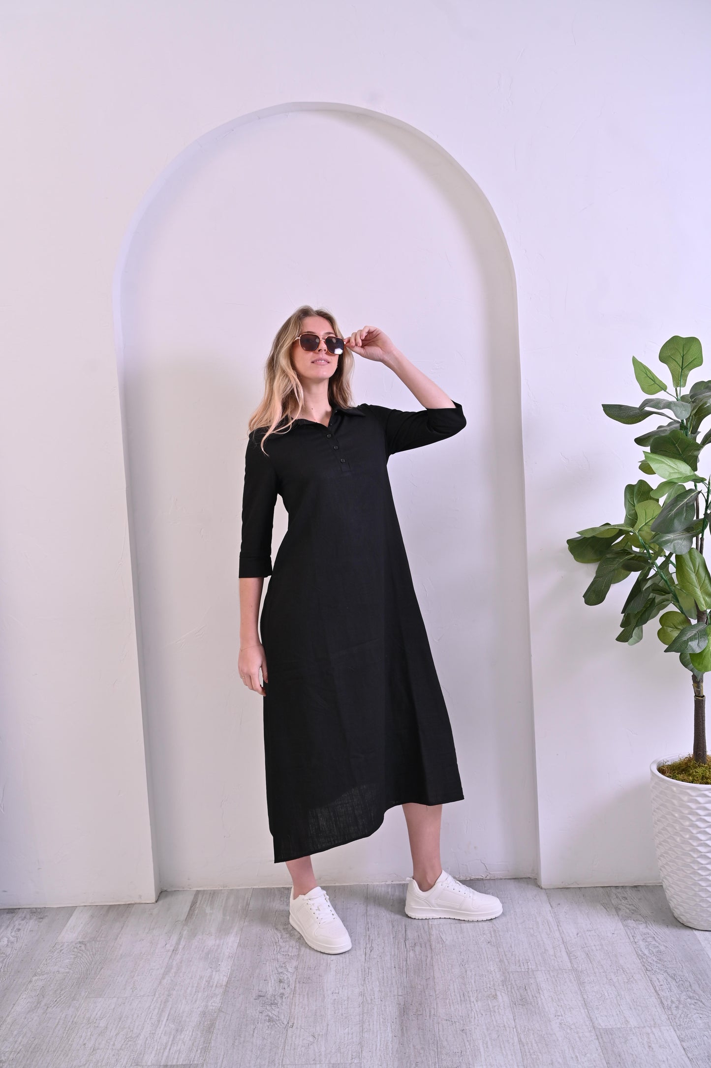Mia Dress - Black Linen